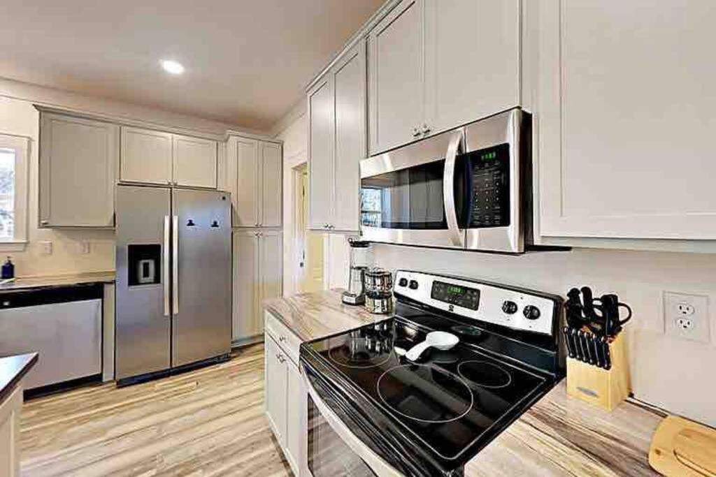 Serenity Views Comfort - Close To City & Parkway! Weaverville Eksteriør bilde