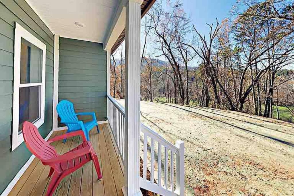 Serenity Views Comfort - Close To City & Parkway! Weaverville Eksteriør bilde