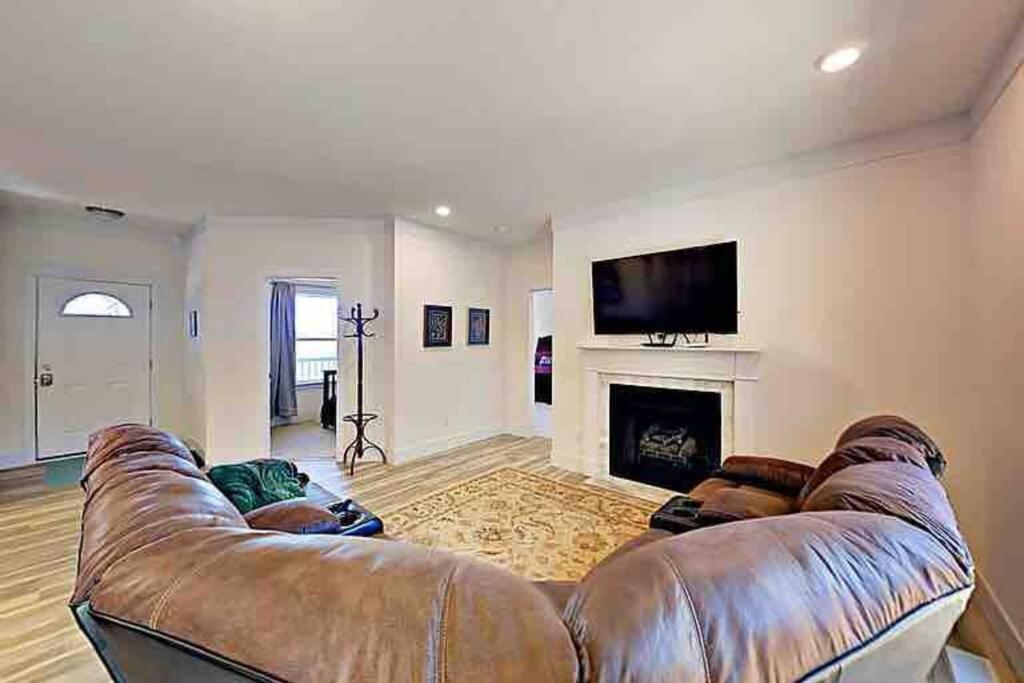 Serenity Views Comfort - Close To City & Parkway! Weaverville Eksteriør bilde