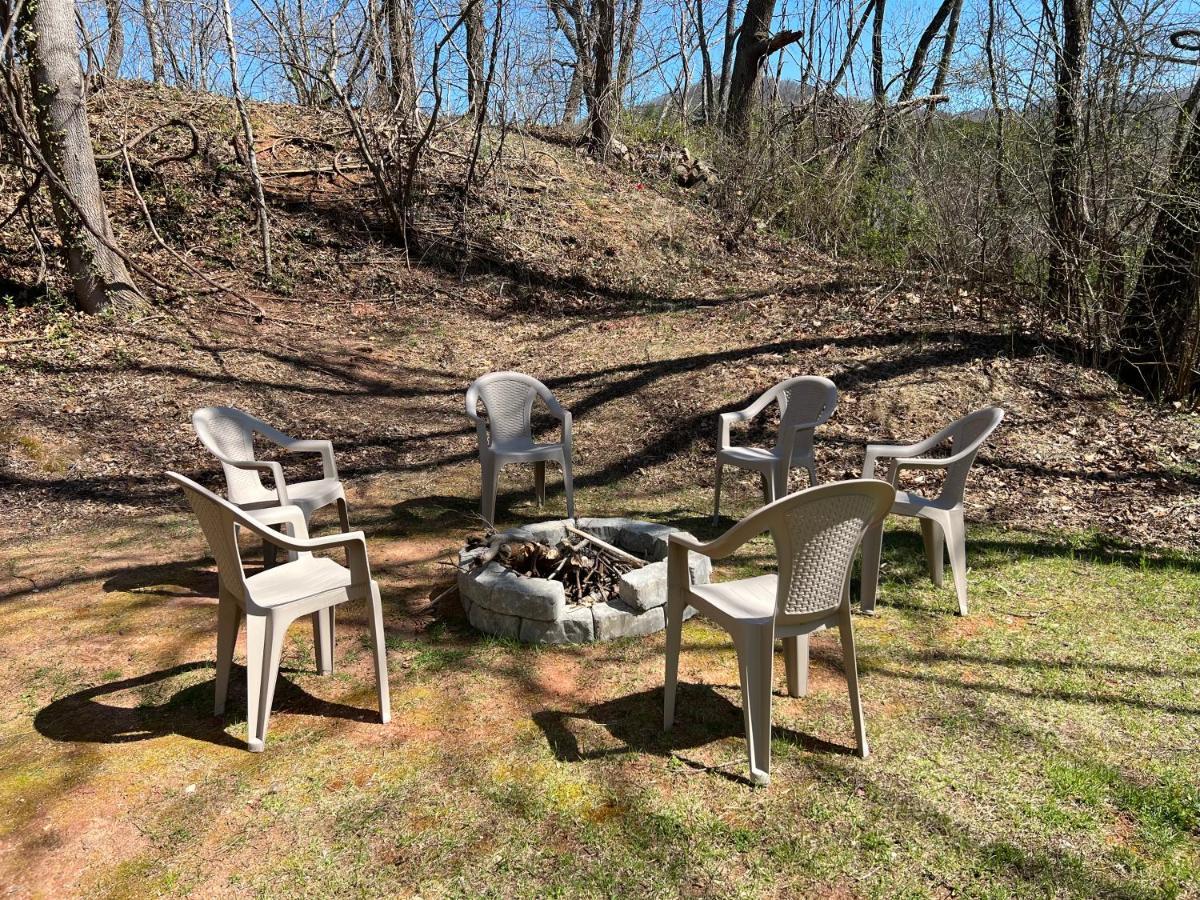 Serenity Views Comfort - Close To City & Parkway! Weaverville Eksteriør bilde